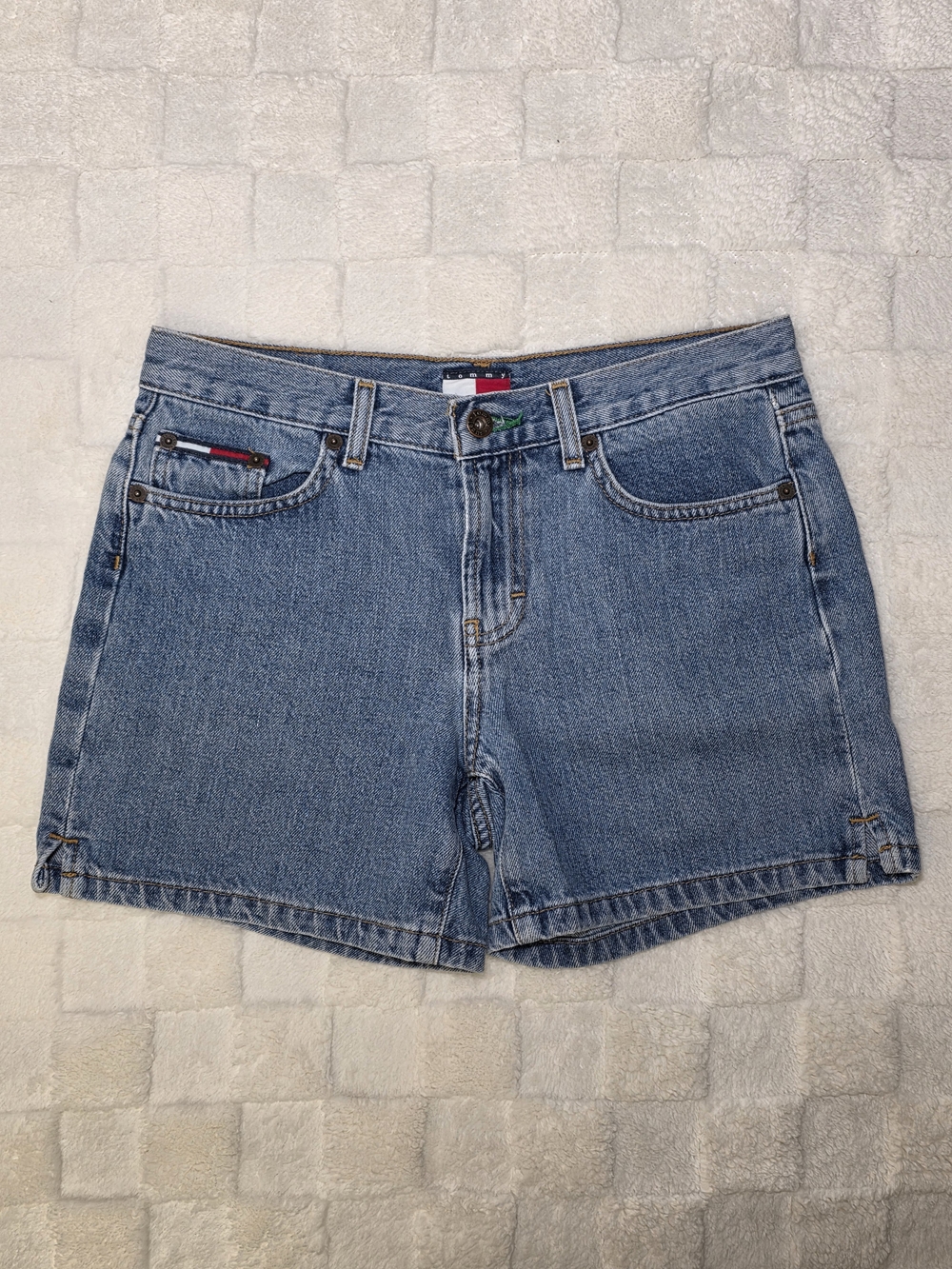 VINTAGE (3/2003) TOMMY HILFIGER VINTAGE JILL JEAN SHORTS LIGHT WASH DENIM SIZE 5